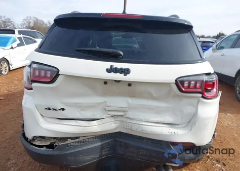 2018 Jeep Compass Altitude 4X4 from USA, damaged, VIN 3C4NJDBB5JT395306